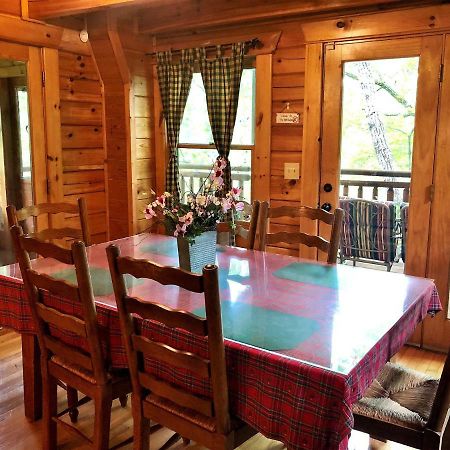 Bear Pleasures Cabin Villa Gatlinburg Exteriör bild